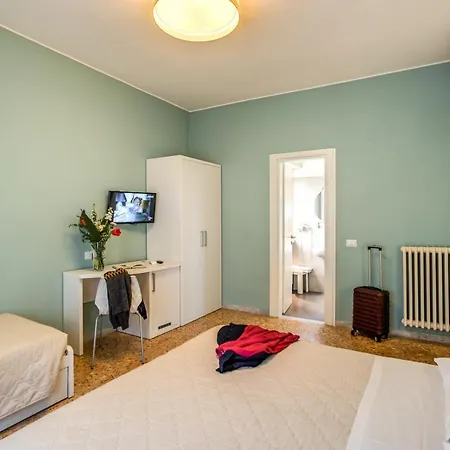 Casa Per Ferie Ravasco San Pietro בית הארחה רומא