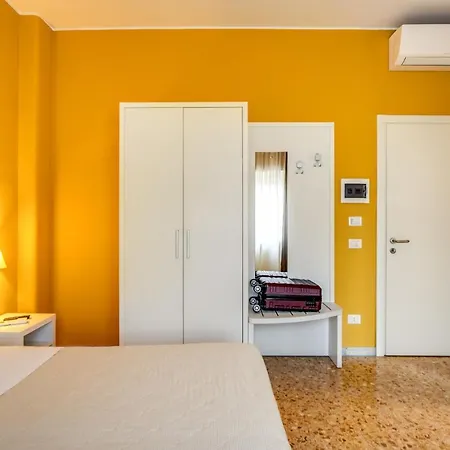 Casa Per Ferie Ravasco San Pietro בית הארחה *